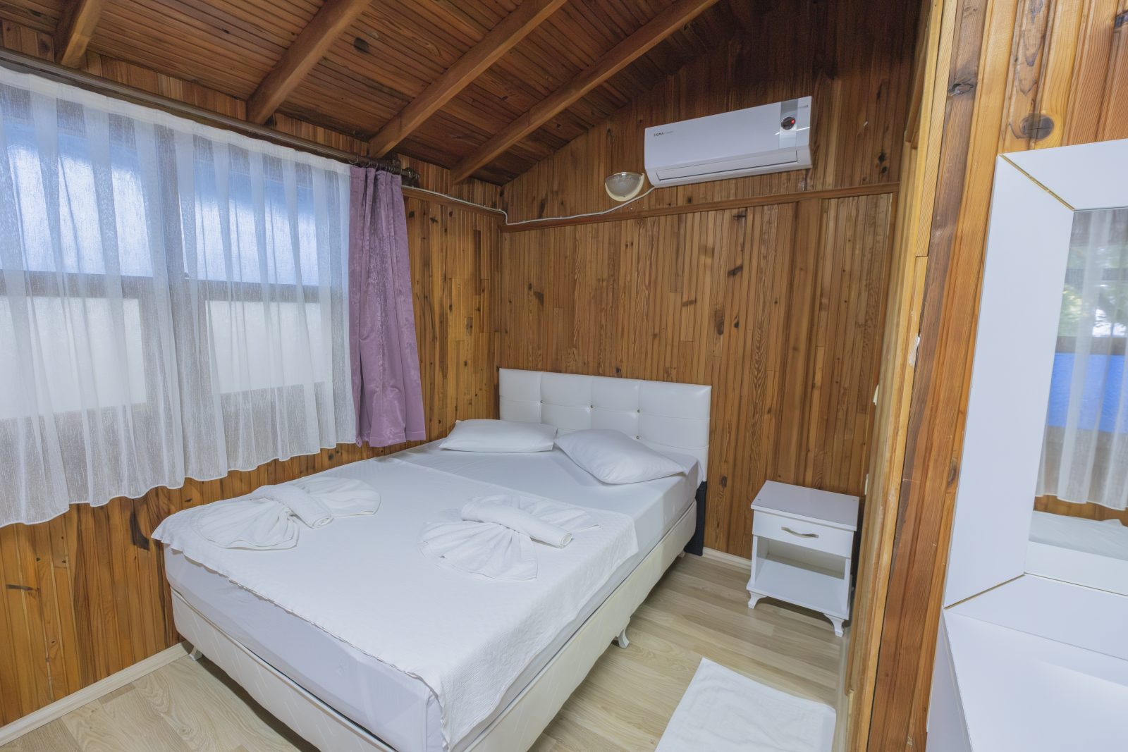 Oda 2 — Aygül Pansiyon odalar