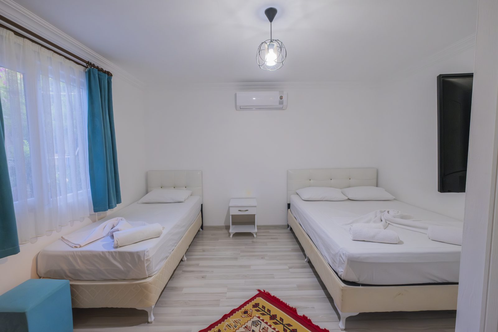 Oda 10 — Aygül Pansiyon odalar